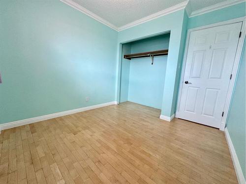 2 Hillside Avenue, Swan Hills, AB - Indoor Photo Showing Other Room