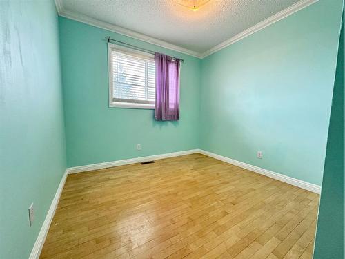 2 Hillside Avenue, Swan Hills, AB - Indoor Photo Showing Other Room