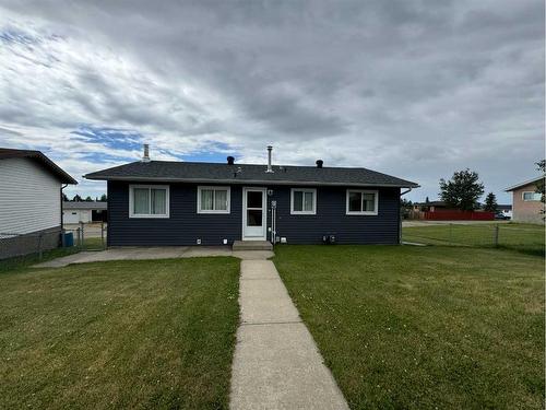 2 Hillside Avenue, Swan Hills, AB - Outdoor