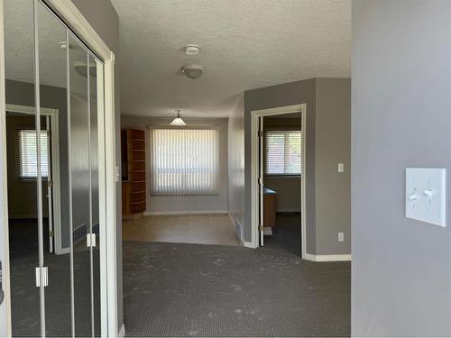 537 Boutin Avenue, Hinton, AB - Indoor Photo Showing Other Room