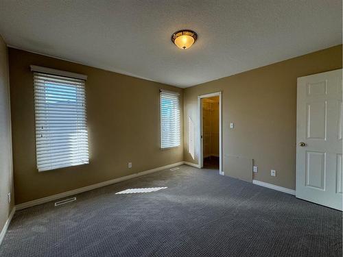 537 Boutin Avenue, Hinton, AB - Indoor Photo Showing Other Room