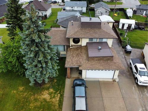 718 6 Avenue, Fox Creek, AB - Outdoor