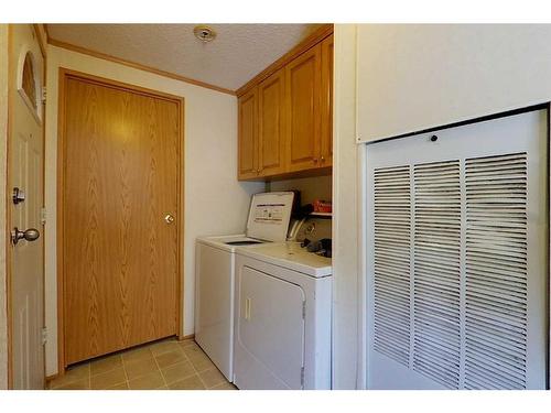 2371 Waskway Drive, Wabasca, AB - Indoor Photo Showing Laundry Room