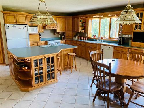 590032 Range Road 111A, Rural Woodlands County, AB - Indoor Photo Showing Dining Room