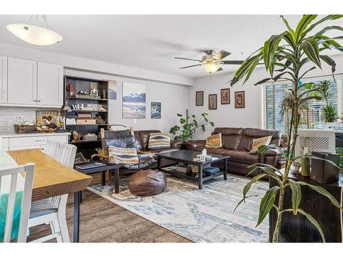 121-300 Palliser Lane, Canmore, AB - Indoor Photo Showing Living Room