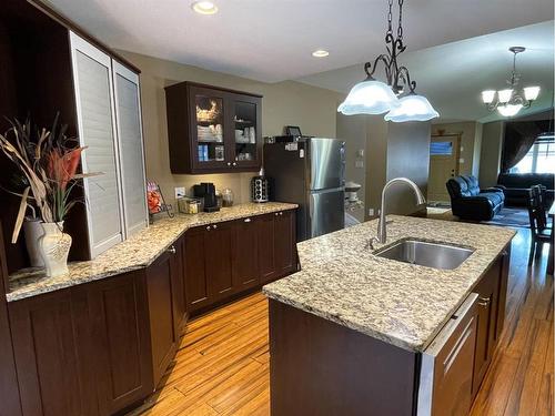 127 Wellwood Drive, Whitecourt, AB - Indoor Photo Showing Kitchen