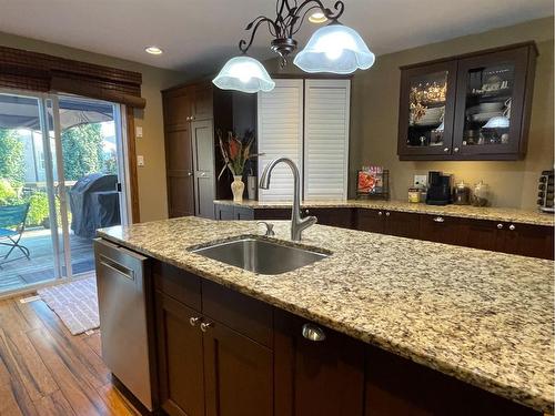 127 Wellwood Drive, Whitecourt, AB - Indoor Photo Showing Kitchen