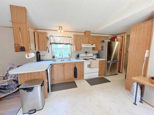 652035 Range Road 223, Rural Athabasca County, AB - Indoor Photo Showing Kitchen With Double Sink