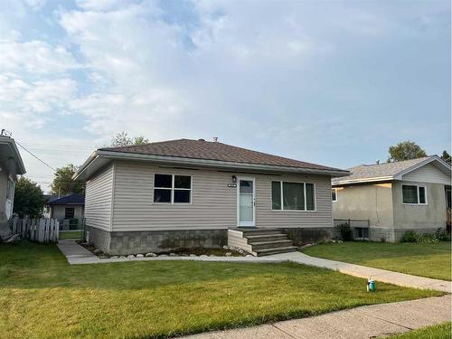 4605 7 Avenue, Edson, AB - Outdoor