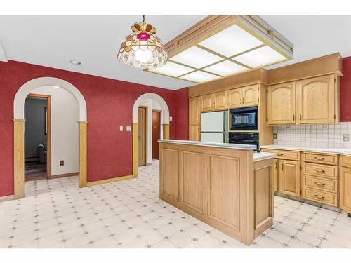 1102 10Th Avenue, Canmore, AB - Indoor Photo Showing Kitchen