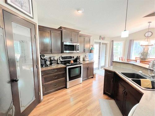 644081 Range Road 235, Rural Athabasca County, AB - Indoor Photo Showing Kitchen With Double Sink