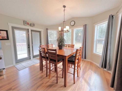 644081 Range Road 235, Rural Athabasca County, AB - Indoor Photo Showing Dining Room