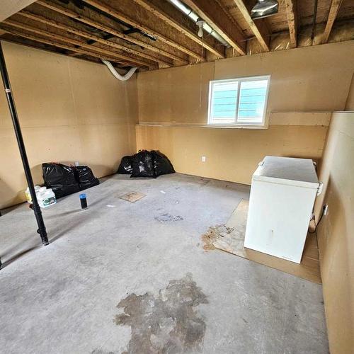 5014 9 Avenue, Edson, AB - Indoor Photo Showing Basement