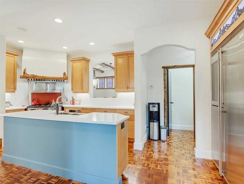 Creekside - 1-701 Mallard Alley, Canmore, AB - Indoor Photo Showing Kitchen