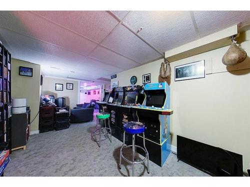 320 5 Street Ne, Slave Lake, AB - Indoor