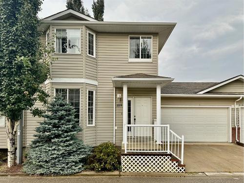 109-116 6 Avenue Ne, Slave Lake, AB - Outdoor With Facade