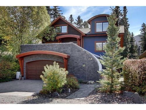 517 4Th Street, Canmore, AB - Outdoor