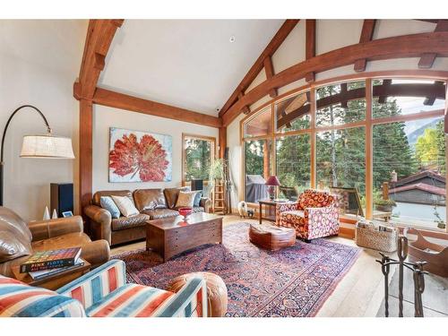 517 4Th Street, Canmore, AB - Indoor Photo Showing Living Room