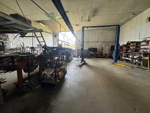 16107 Township Road 540A, Rural Yellowhead County, AB - Indoor Photo Showing Garage