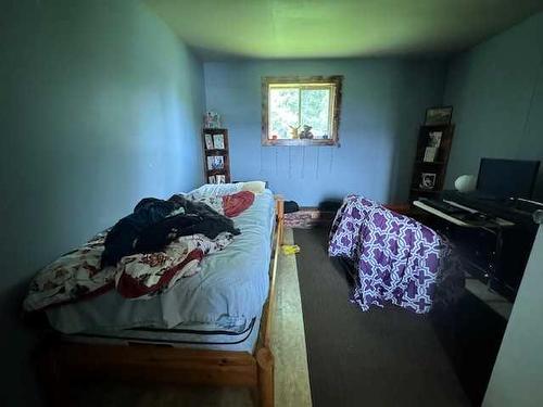 16107 Township Road 540A, Rural Yellowhead County, AB - Indoor Photo Showing Bedroom