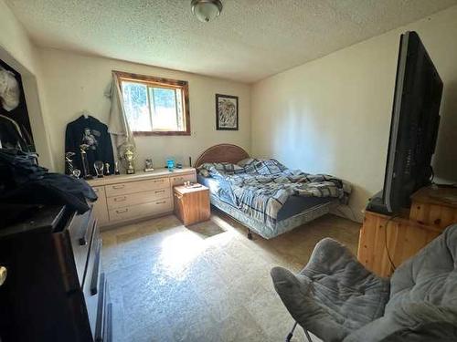 16107 Township Road 540A, Rural Yellowhead County, AB - Indoor Photo Showing Bedroom