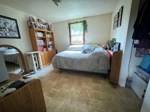 16107 Township Road 540A, Rural Yellowhead County, AB - Indoor Photo Showing Bedroom