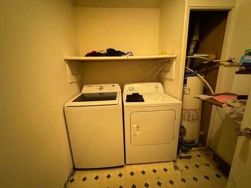 16107 Township Road 540A, Rural Yellowhead County, AB - Indoor Photo Showing Laundry Room