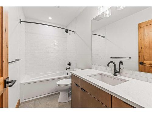 1308 Three Sisters Parkway, Canmore, AB - Indoor Photo Showing Bathroom