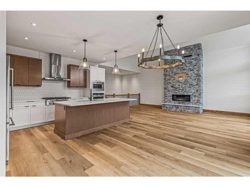 1308 Three Sisters Parkway, Canmore, AB - Indoor Photo Showing Kitchen With Upgraded Kitchen