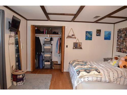 652023 Range Road 223.5, Rural Athabasca County, AB - Indoor Photo Showing Bedroom