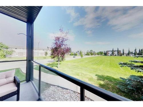 104-605 6 Avenue Se, Slave Lake, AB - Outdoor With Balcony With View