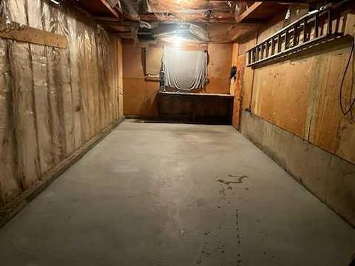 607 7 Avenue, Fox Creek, AB - Indoor Photo Showing Basement