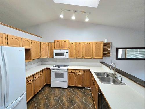 2 Allan Crescent, Whitecourt, AB - Indoor Photo Showing Kitchen With Double Sink