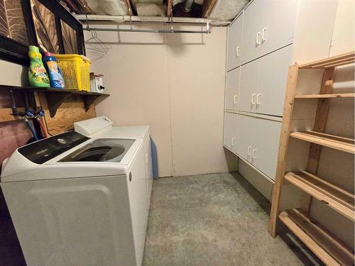 2 Allan Crescent, Whitecourt, AB - Indoor Photo Showing Laundry Room