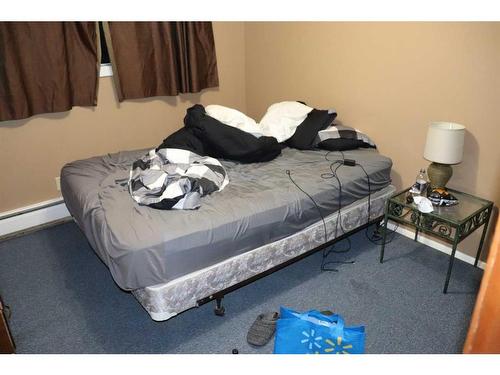 4-506 41 Street, Edson, AB - Indoor Photo Showing Bedroom