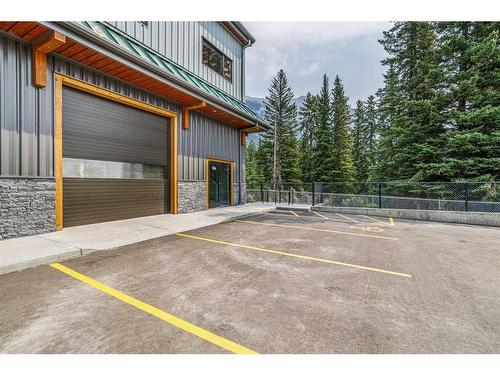 112-100 Alpine Meadows, Canmore, AB 