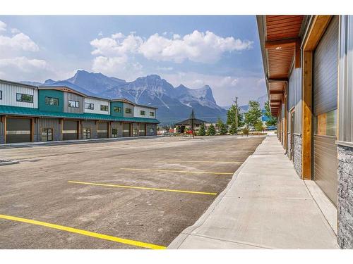 112-100 Alpine Meadows, Canmore, AB 