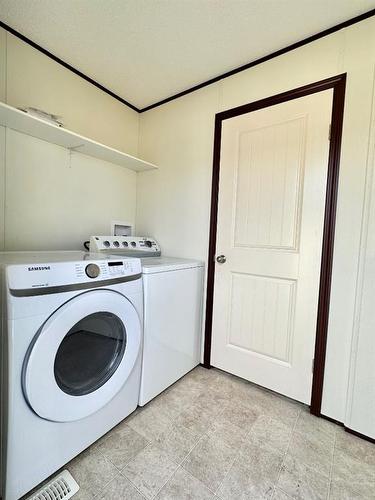 15 Edgewater Crescent, Whitecourt, AB - Indoor Photo Showing Laundry Room