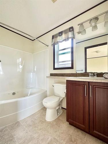 15 Edgewater Crescent, Whitecourt, AB - Indoor Photo Showing Bathroom