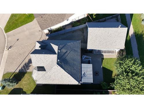 122 Guimond Place, Hinton, AB - Outdoor