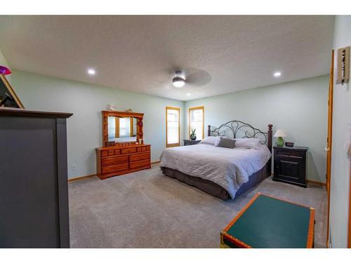 15 Maskuta Estates, Rural Yellowhead County, AB - Indoor Photo Showing Bedroom