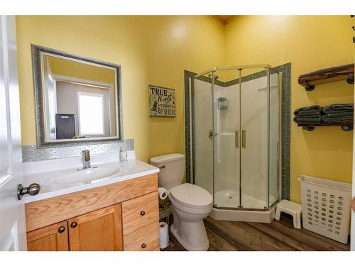 15 Maskuta Estates, Rural Yellowhead County, AB - Indoor Photo Showing Bathroom