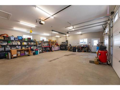 15 Maskuta Estates, Rural Yellowhead County, AB - Indoor Photo Showing Garage