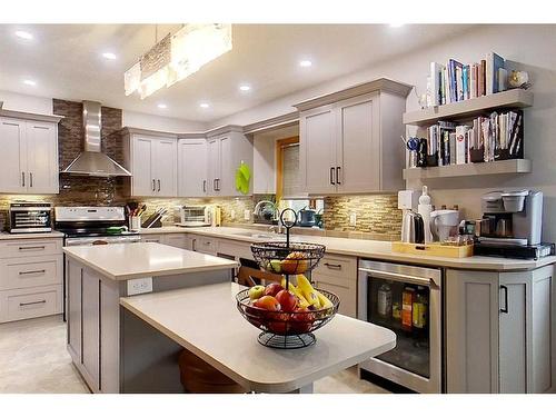 604 2 Avenue Nw, Slave Lake, AB - Indoor Photo Showing Kitchen With Upgraded Kitchen