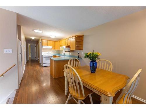 170 Sitar Crescent, Hinton, AB - Indoor Photo Showing Dining Room