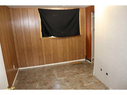 5021 6 Avenue, Edson, AB - Indoor Photo Showing Other Room