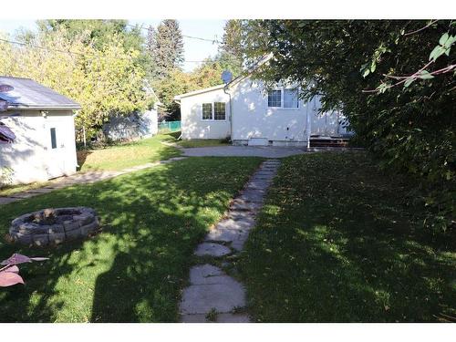 5021 6 Avenue, Edson, AB - Outdoor