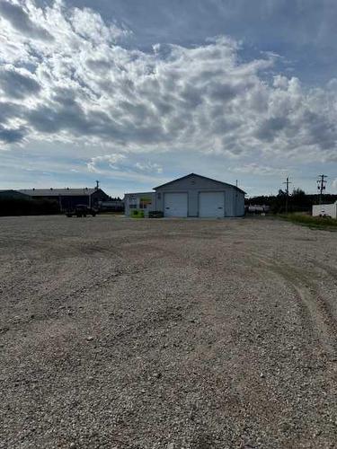 307 1A Avenue, Fox Creek, AB 