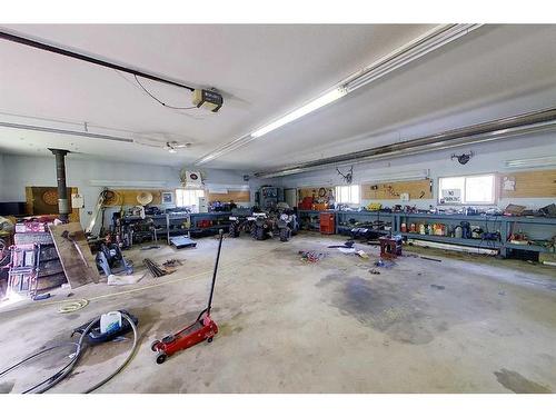 2756 Strawberry Lane, Wabasca, AB - Indoor Photo Showing Garage