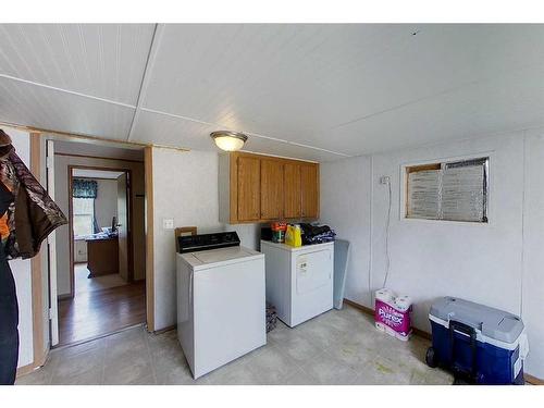 2756 Strawberry Lane, Wabasca, AB - Indoor Photo Showing Laundry Room